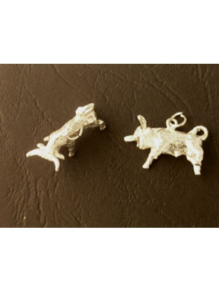 Charm St. Silver Bull 5.63 gram