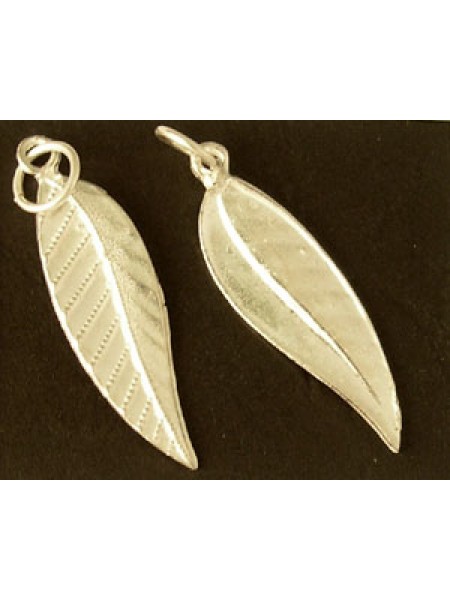 Charm St. Silver Leaf 0.96 gram