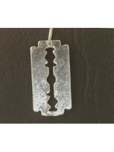 Charm St. Silver Razor Blade 1.39gram