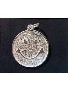 Charm St. Silver Smiley Face 2.40gr