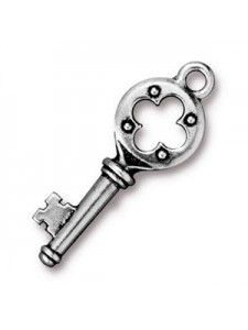 Drop Quartfoil Key Silver Antique