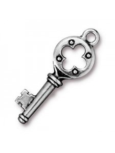 Drop  Quartfoil Key  Silver Antique