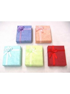 Pendant Box Cardbo&#039;d 7x8x2cm Pink or Red