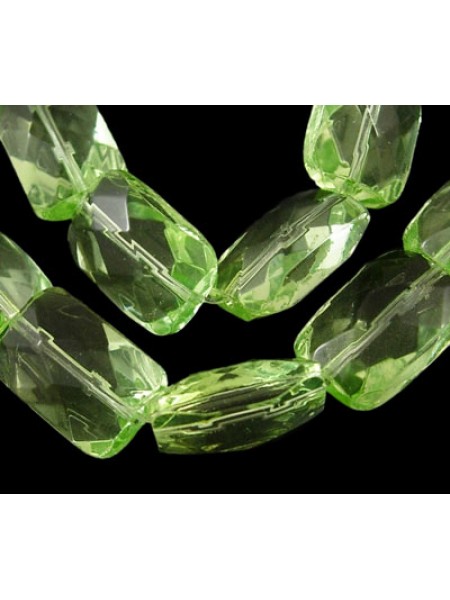 Faceted Rectangle Green 8mm - 25pcs/str