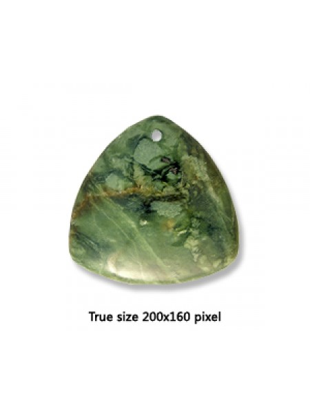 Triangle Pend Canada Jade 40mm