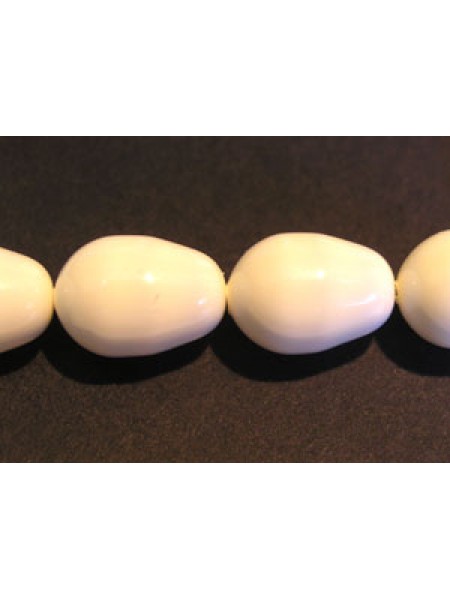 Swar Pearl Pear 11x8mm Ivory