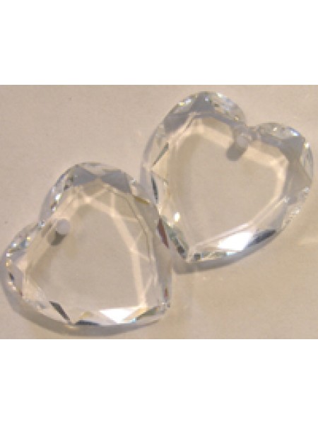 Swar Flat Heart Stone 18mm Clear