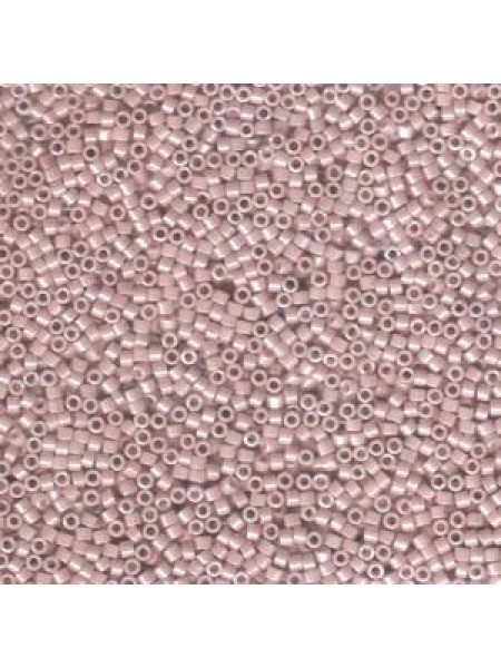 Delica 11-1535 OP Pink Chmpn Ceyl- 7.2gr