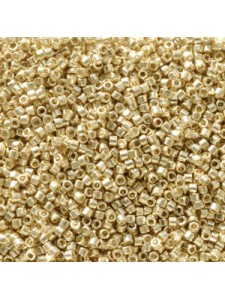 Delica 11-2501 DURA Galv Pale Gold 7.2gr