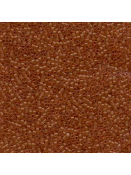 Delica 11-777 Dyd Matt Trans DkAmb 7.2gr