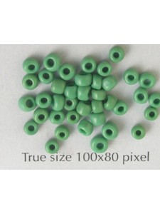 Seed Bead Size 8 Solid Green   10 gram