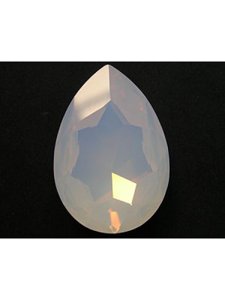 Swar Pear Stone 40x27mm Whiteopal