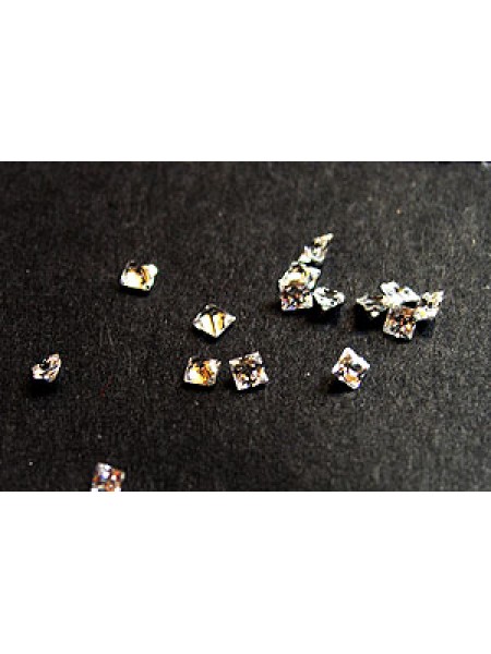 CZ Square Princess 2x2mm White - 20pcs